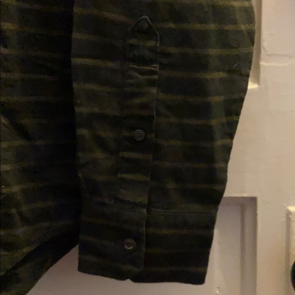 American Eagle Half Button Down Long Sleeve Shirt - Picture 6 of 7